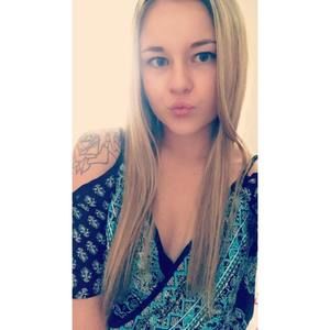 Meet your Posher, Kayla